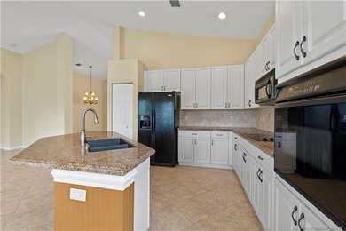 Beautiful 4Bed 2.5Bath 2-car garage on a quiet cul-de-sac - photo 11