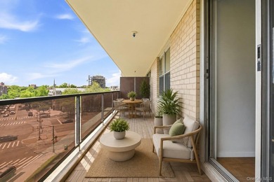 Big Terrace, Bigger Potential at the Kennedy House! Welcome to - photo 13