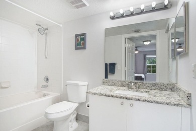 Welcome to this charming 3-bedroom, 2-bathroom with a GARAGE - photo 14