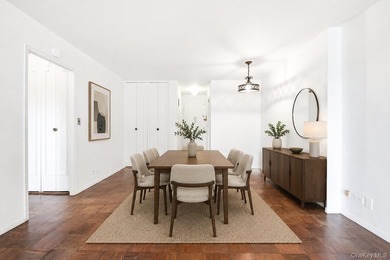 Big Terrace, Bigger Potential at the Kennedy House! Welcome to - photo 16