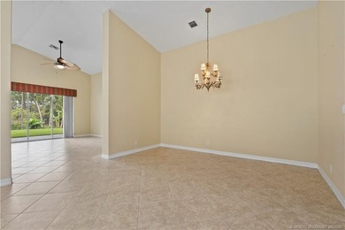 Beautiful 4Bed 2.5Bath 2-car garage on a quiet cul-de-sac - photo 18