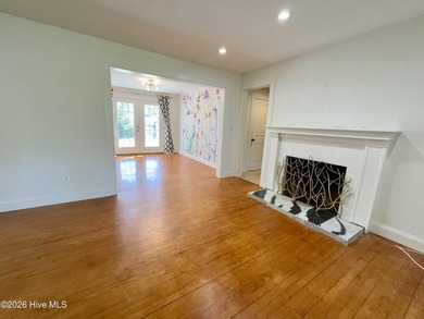 Welcome home to this charming 1940s classic at 1005 Jones Avenue - photo 22