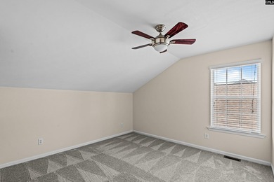 Welcome to this beautifully well maintained, move in ready patio - photo 25