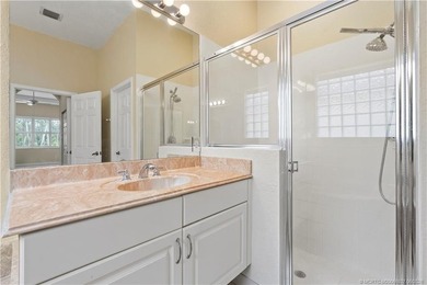 Beautiful 4Bed 2.5Bath 2-car garage on a quiet cul-de-sac - photo 25