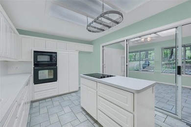 Lake Texoma Retreat with Views of Grandpappy Point Marina! - photo 3