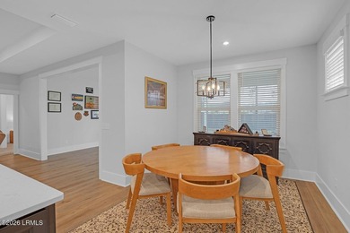 Sharp, stylish, and completely upgraded, this Midpoint at New - photo 14