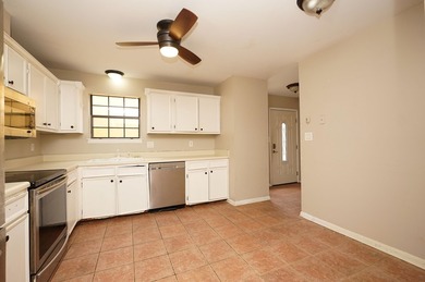 Great unit priced to sell!! Located just minutes from Fort - photo 15