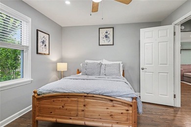 Welcome home to this spacious and beautifully updated 1,499 sq - photo 18
