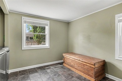 Welcome home to this spacious and beautifully updated 1,499 sq - photo 19