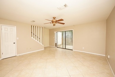 Great unit priced to sell!! Located just minutes from Fort - photo 19