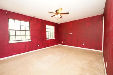 Great unit priced to sell!! Located just minutes from Fort - photo 28
