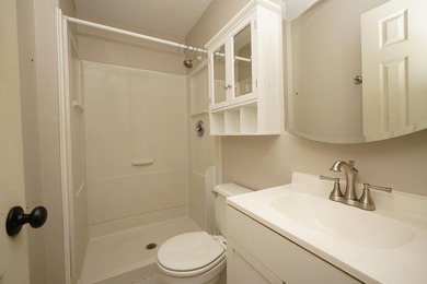 Great unit priced to sell!! Located just minutes from Fort - photo 29
