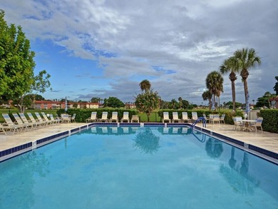 Love golf? 27 holes of golf meander through this active 55+ - photo 32
