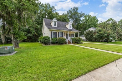 Welcome home to this charming 3-bedroom, 2.5-bath home nestled - photo 3