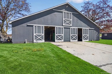 This full service equestrian facility, in the Montogmery area of - photo 11