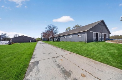 This full service equestrian facility, in the Montogmery area of - photo 16