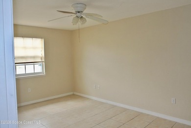 Bright and airy, Spacious well-maintained Duplex just a couple - photo 21