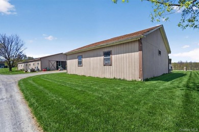 This full service equestrian facility, in the Montogmery area of - photo 22