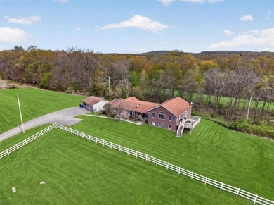 This full service equestrian facility, in the Montogmery area of - photo 34