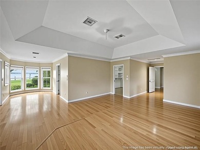 Experience an extraordinary waterfront lifestyle from one of - photo 36