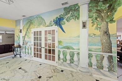 -SELLER MOTIVATED TO SELL- Private Estate Living with Room to - photo 4