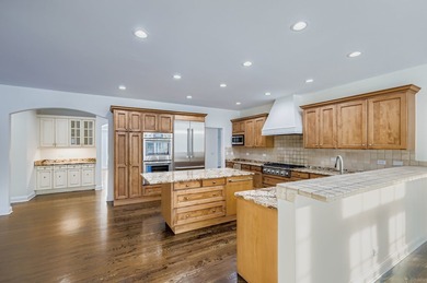 Set on nearly two private acres in one of Lake Forest's most - photo 10
