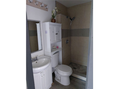 Make this warm, cozy, two bedroom, one-bath, with a study/den - photo 11