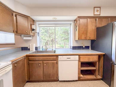 PRIVATE one-level home on beautiful 20 acres, big shop, located - photo 11