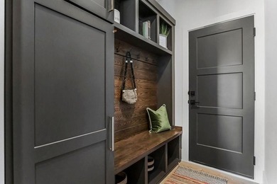 Welcome to this stunning home with a light-filled entry that - photo 14