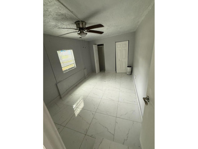 Don't miss this beautifully renovated, centrally located - photo 14