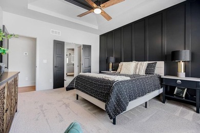 Welcome to this stunning home with a light-filled entry that - photo 20