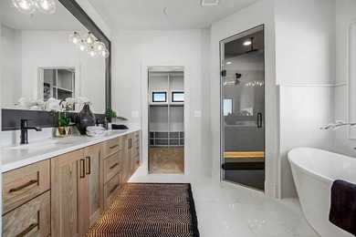 Welcome to this stunning home with a light-filled entry that - photo 22