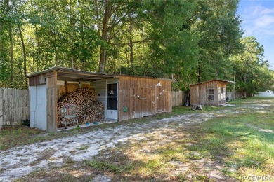 Nestled on approximately 1.6 acres in Homosassa, this charming - photo 29