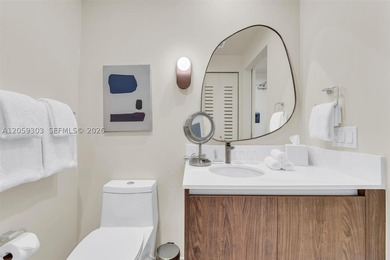 This beautifully fully furnished and equipped studio is move-in - photo 3