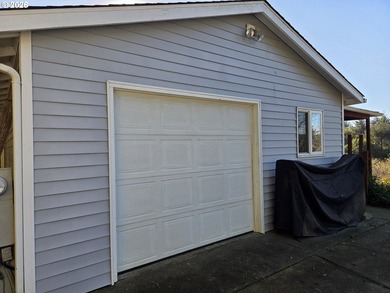 Bright and sunny ocean and forest view home on over 2 acres of - photo 41