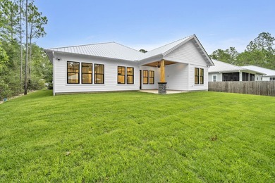 Just 15 minutes from the sugar-white beaches, acclaimed - photo 49