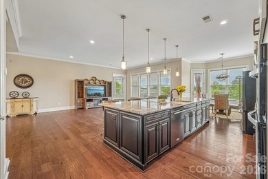 Price Reduced! Discover the perfect blend of comfort, elegance - photo 12