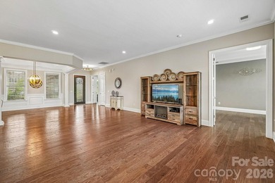 Price Reduced! Discover the perfect blend of comfort, elegance - photo 13