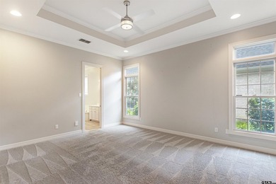 Welcome to this beautifully updated 5-bedroom, 4-bathroom home - photo 14