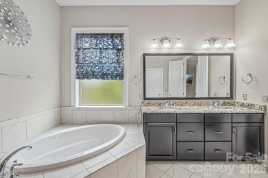 Price Reduced! Discover the perfect blend of comfort, elegance - photo 18