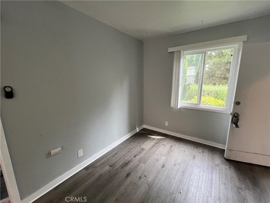 This property is located along Venice Blvd and features 5 units - photo 18