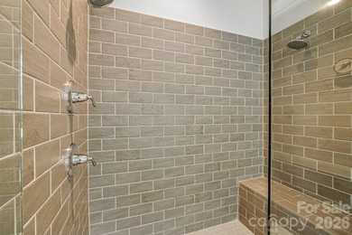 Price Reduced! Discover the perfect blend of comfort, elegance - photo 20