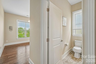 Price Reduced! Discover the perfect blend of comfort, elegance - photo 24