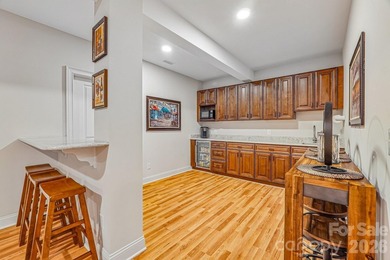Price Reduced! Discover the perfect blend of comfort, elegance - photo 30