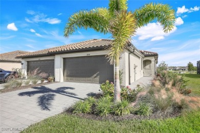 Lake Home For Sale in Fort Myers, Florida