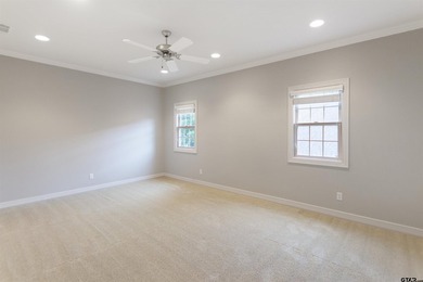 Welcome to this beautifully updated 5-bedroom, 4-bathroom home - photo 31