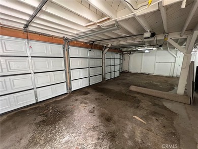 This property is located along Venice Blvd and features 5 units - photo 31