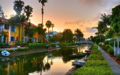 This property is located along Venice Blvd and features 5 units - photo 35