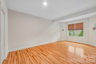 Price Reduced! Discover the perfect blend of comfort, elegance - photo 37