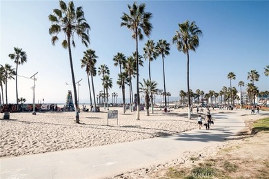 This property is located along Venice Blvd and features 5 units - photo 37